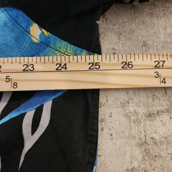 Nautica Competition Tropical Fish Button Up Men's Short Sleeve Shirt size Large - Picture 6 of 9